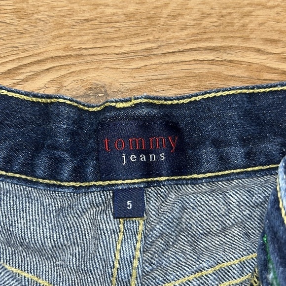 Vintage Tommy Hilfiger Shorts Juniors size 5 Denim Jean Hipster - Picture 3 of 4
